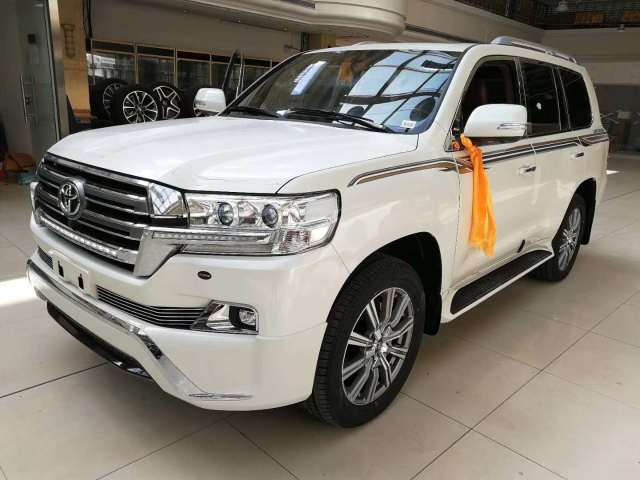 陆地巡洋舰40v6的真实越野实力中东版丰田酷路泽4000马力够用么