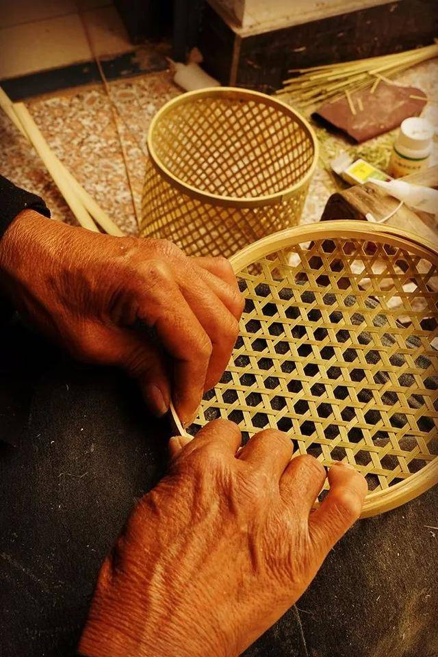 洛宁竹编手艺人说:不实用