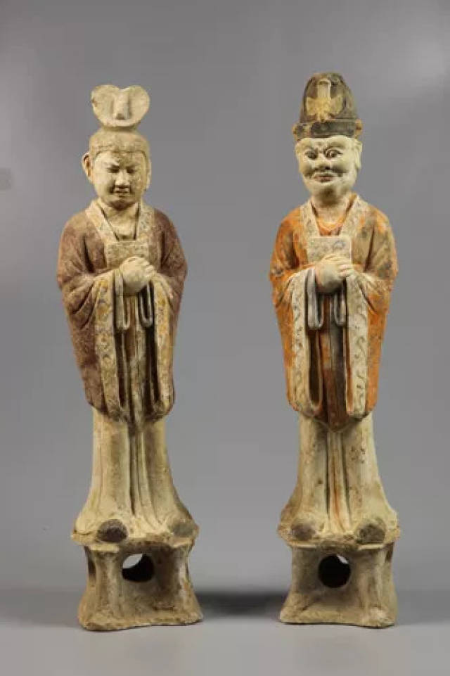 彩繪陶宮裝伎樂女俑 Standing court lady】中国‐唐代