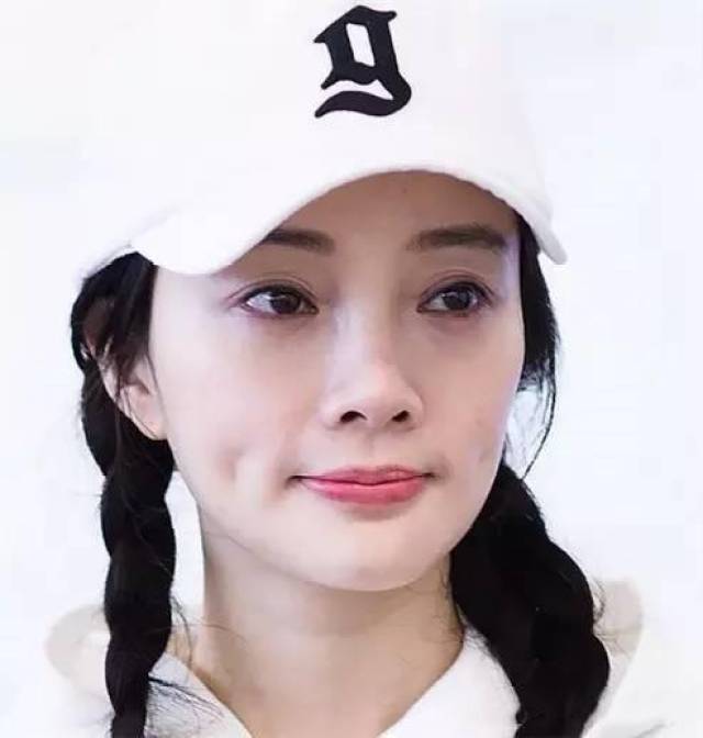 人造的李小璐,累出来的赵丽颖,三眼皮都输给了这个90后帅锅!