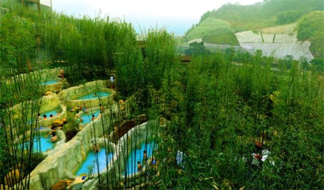 自驾路线:北碚往澄江方向行驶15分钟,参见沿途路标—进入十里温泉城