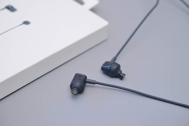 轻巧无感佩戴 魅族ep52 lite蓝牙耳机开箱图赏