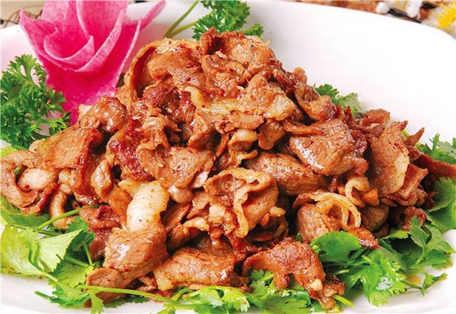 在家炒孜然羊肉时,记得加点"它",炒出来肉嫩味鲜,做成卷饼也好吃