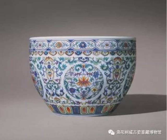 清代乾隆彩瓷汇聚，竟是这么丰富多彩_搜狐网