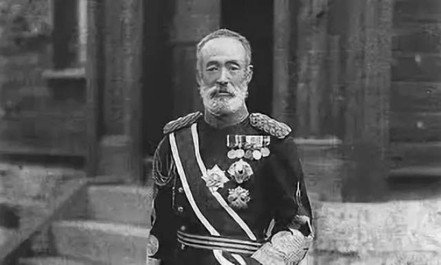 日本"军神"乃木希典