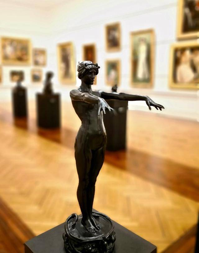 分别是古希腊罗马时期,欧洲文艺复兴时期,19世纪法国雕塑和20世纪西方