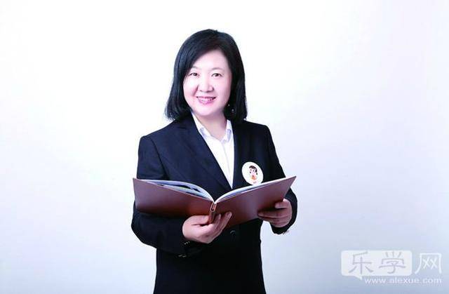 八大峡小学校长邱琳:用"海"的情怀塑"美"的未来