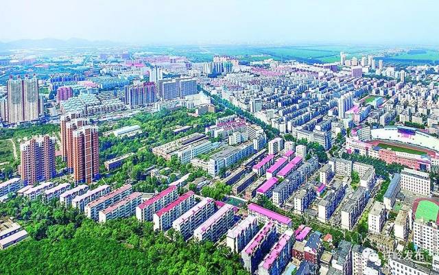 日新月异的银州区 摄于2018年