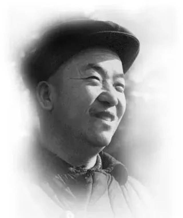关注| 弘扬"铁人精神 " 争当时代先锋