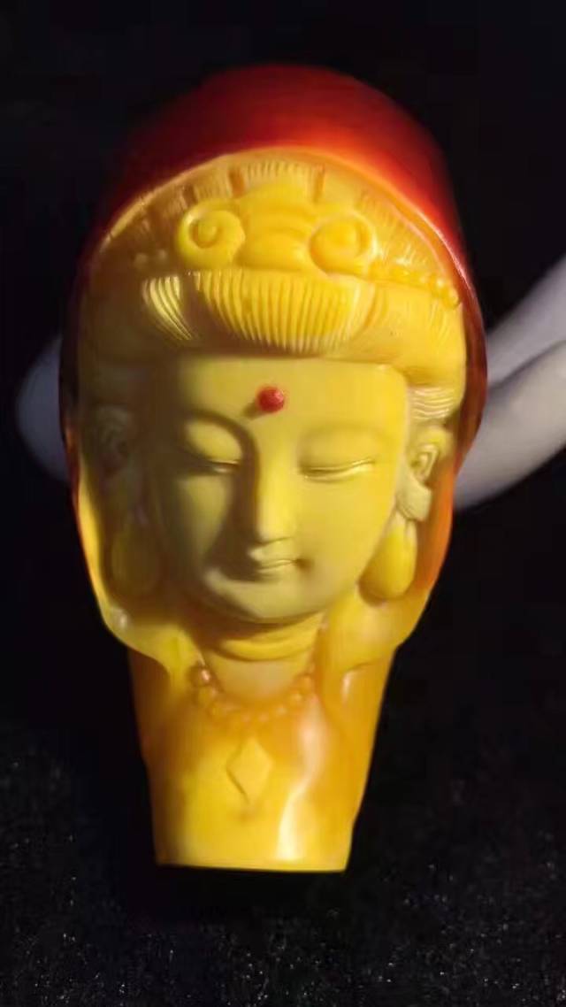 鹤顶红是何方圣物,如此让人爱戴?