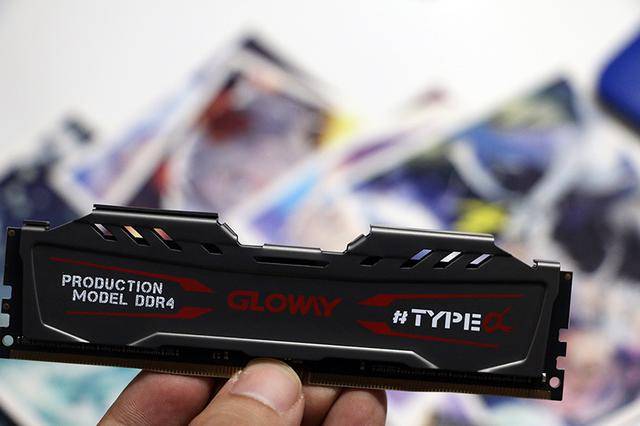 国产光威type-α内存怒超3333mhz,基础频率2666mhz