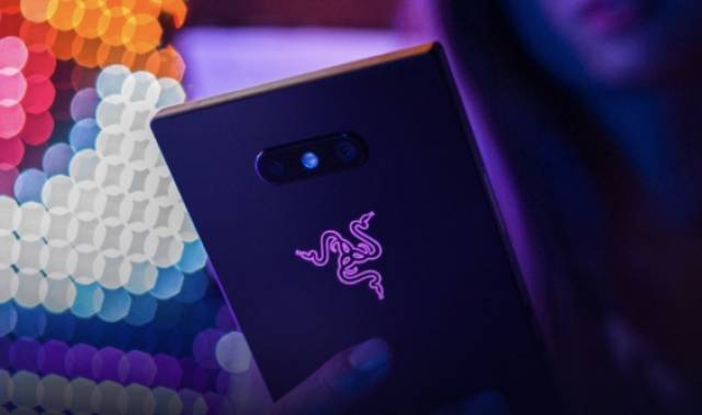 雷蛇Razer Phone 2正式发布！Logo终于能发光了_手机搜狐网