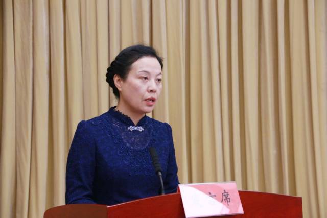 自治区纪委常委,监委委员 王秀春深挖细查涉黑恶腐败和"保护伞"进一步