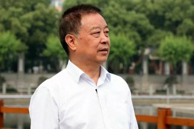 奖金?还有.东阳花园村给这些人送上30多项福利!