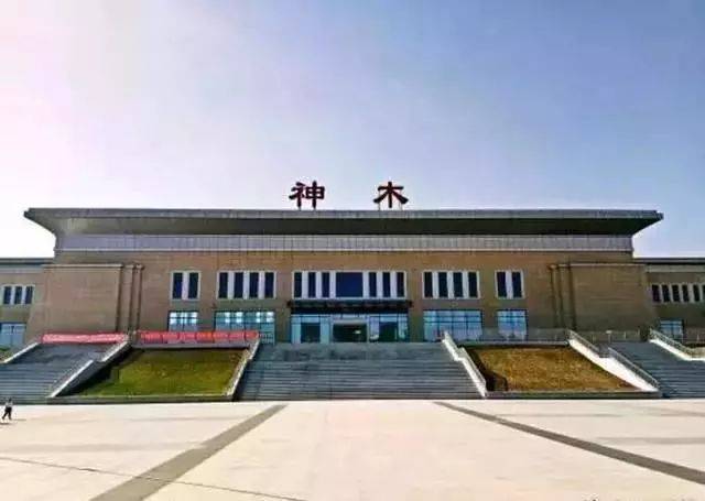 现为四等站 神树站 神树站位于黑龙江省铁力市神树镇 始建于1938年5月