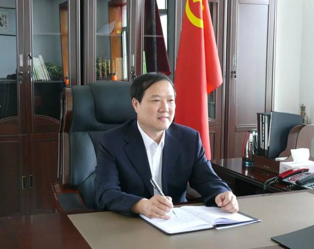 足干劲抓落实 高质高效求突破 ——访迎春重点国有林管理局局长鞠华成