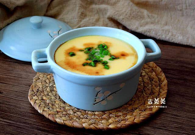 炖蛋很简单,很多人却炖不好,做好这些关键步骤,炖蛋又滑又嫩!