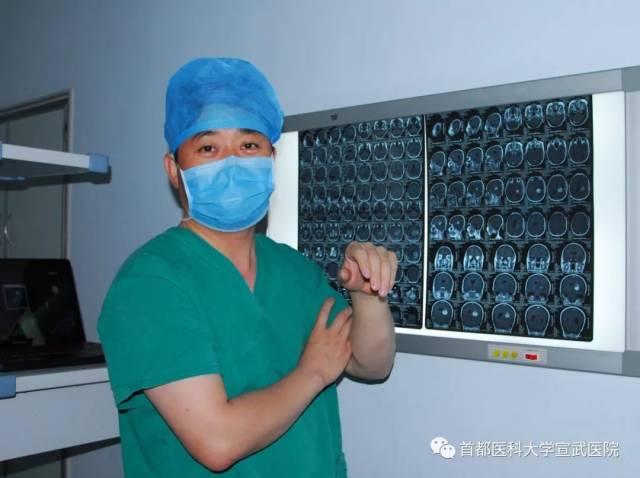 宣医的故事|神经外科梁建涛:西域和田的一次生命抉择