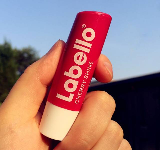 labello润唇膏