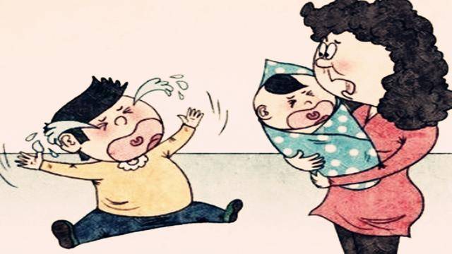 尤其下面这4类孩子往往更容易被父母偏爱: 因为老大是夫妻的第一个