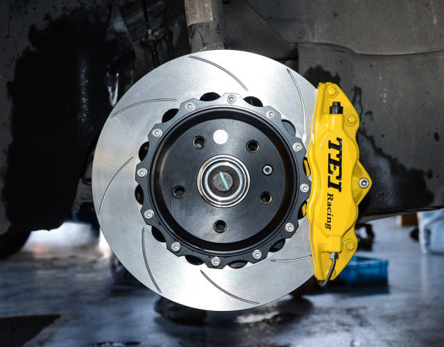 大众迈腾改装德国tei racing p40s大四刹车套装