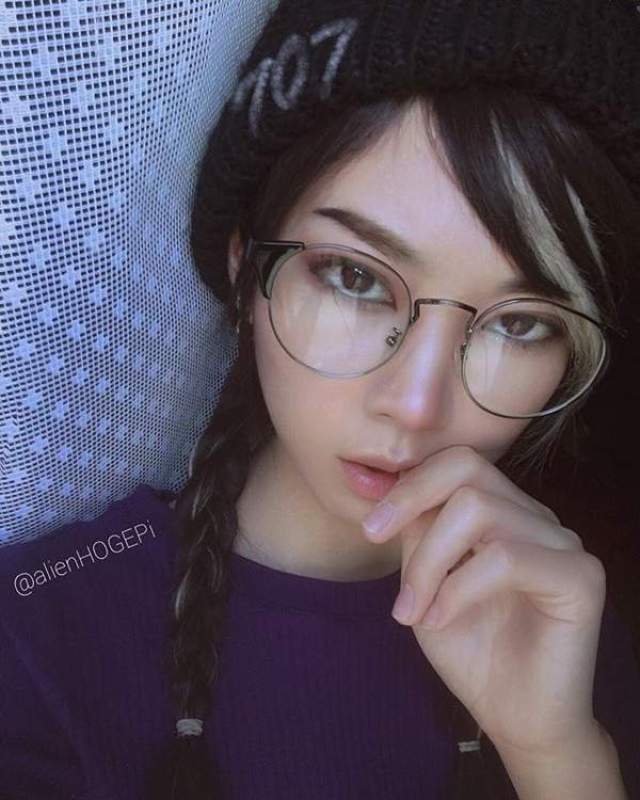 日本妹子cos《彩六》dokkaebi 娇俏可爱的科技小宅女