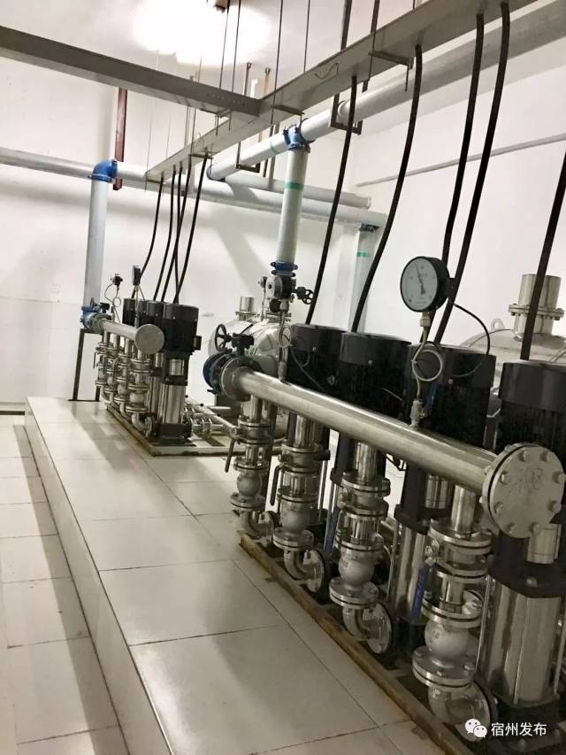 加强二次供水泵房巡查 确保周末高层供水安全