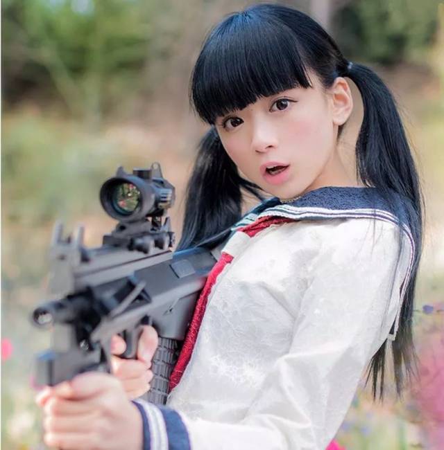 据说在日本直男眼里,这样打扮的妹子真的灰常可爱了!