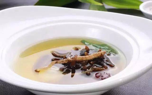 虫草炖辽参,营养价值了不得!