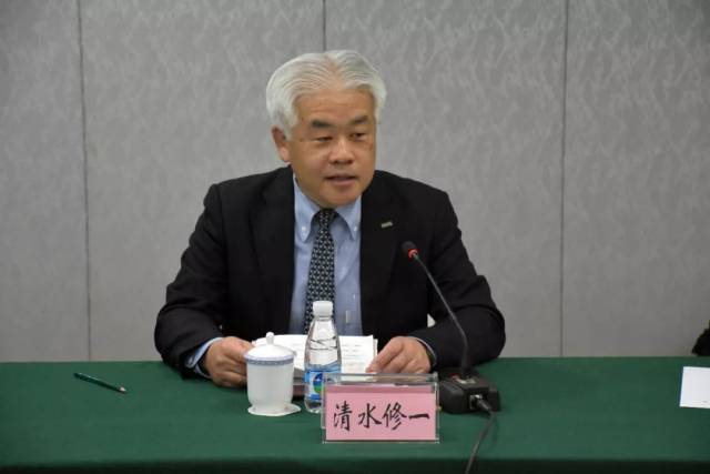 中国国际贸易促进会专利商标事务所处长霍爱民在会议上讲话