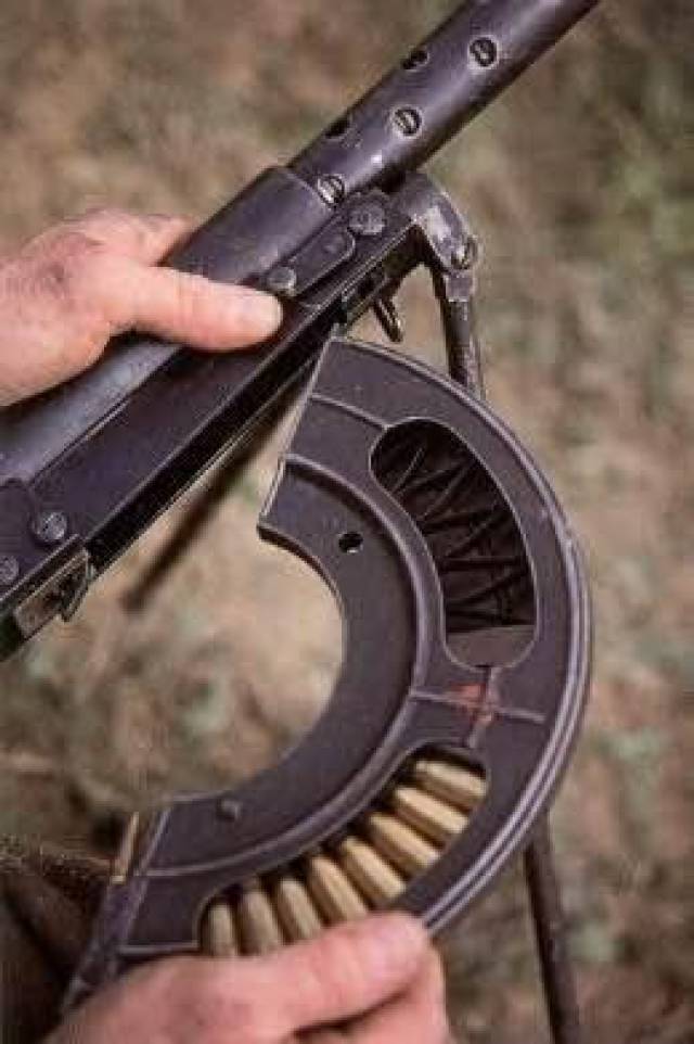 法国绍沙m1915轻机枪:有史以来最差劲的一款机枪之一