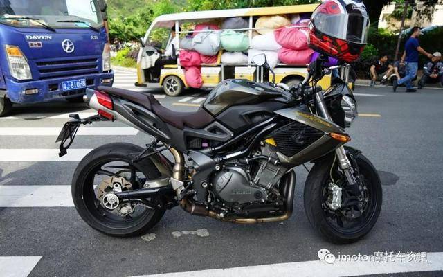 弯道之王rvf400-30期