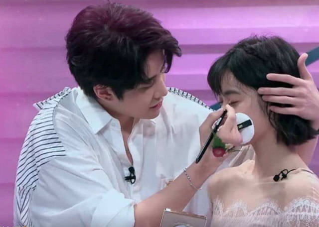 费启鸣沈月在《口红王子》甜蜜撒糖,网友直呼