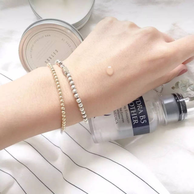 坚持涂护手霜身体乳的女生(坚持涂护手霜身体乳的女生怎么样) 坚持涂护手霜身体乳的女生(坚持涂护手霜身体乳的女生怎么样)