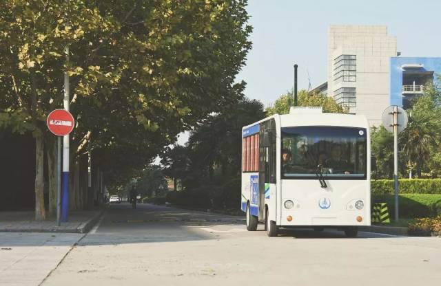 長安大學渭水校區,東西長約2.2km