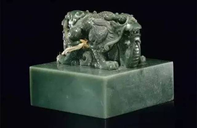 你知道吗？岫玉曾是传国玉玺！_搜狐网