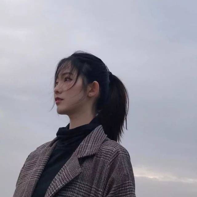 头像| 做一个成熟的大人 秋衣塞进秋裤里 秋裤塞进袜子里