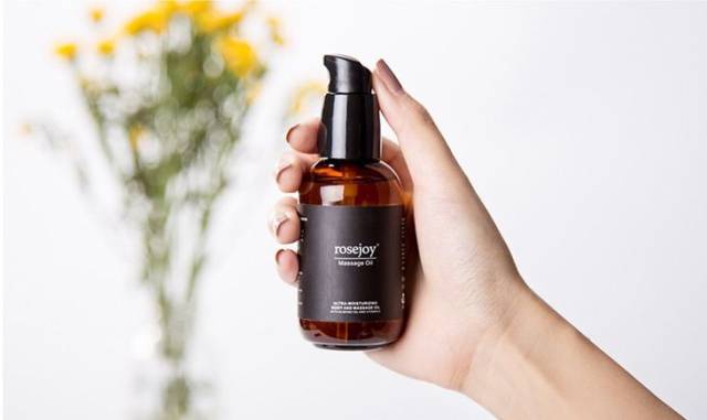 1000斤大马士革玫瑰提炼出的精华