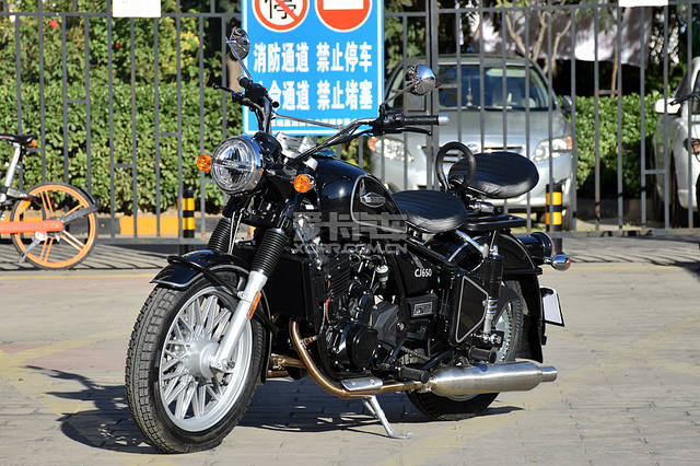 传承经典 长江750classic 二轮版实拍