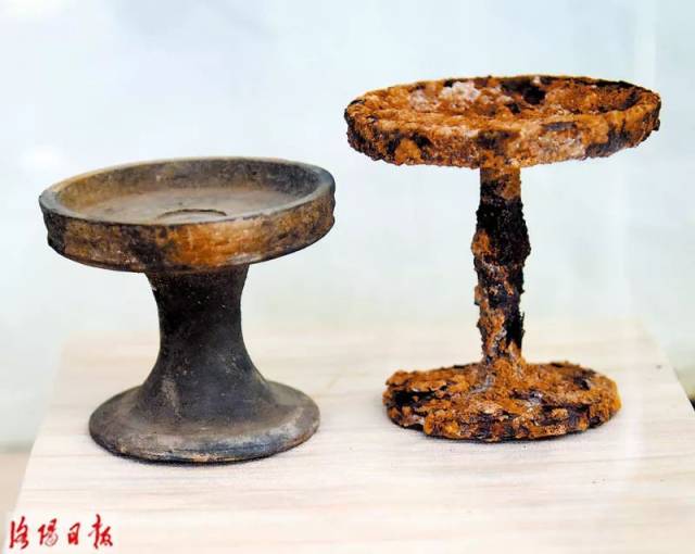 战国时期的铁豆形灯