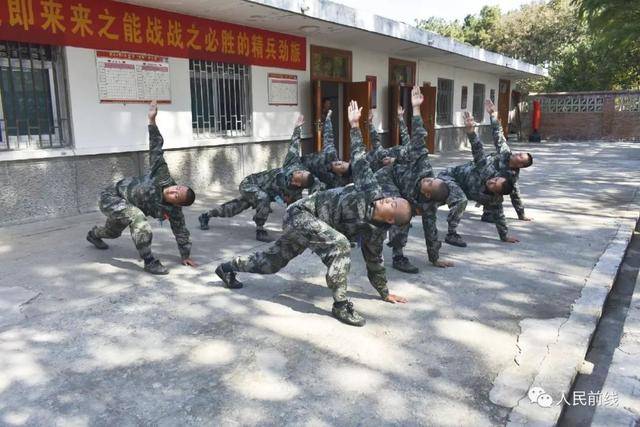 新大纲改良的热身运动不仅能将身体充分拉伸,还能避免训练伤发生.