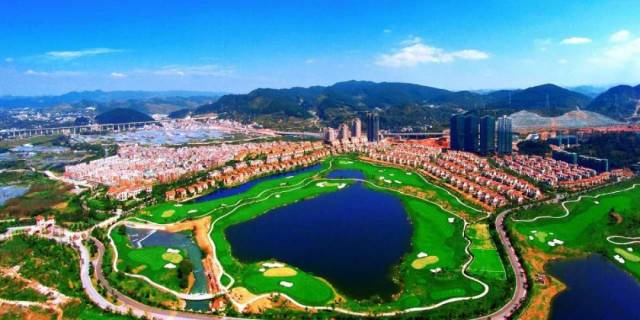 (图源:贵州航拍网/祥子) 鸟瞰乌当区东风镇乐湾国际,美呆!