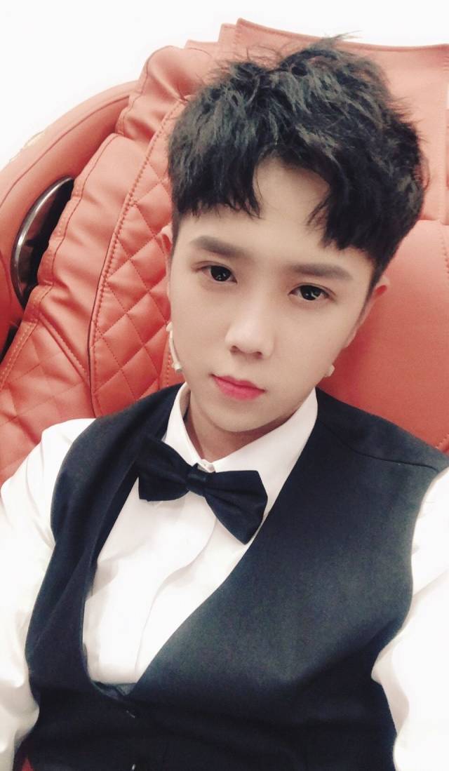 过气网红王乐乐线下被打挑理抖音郭聪明手撕土豪贝源哥