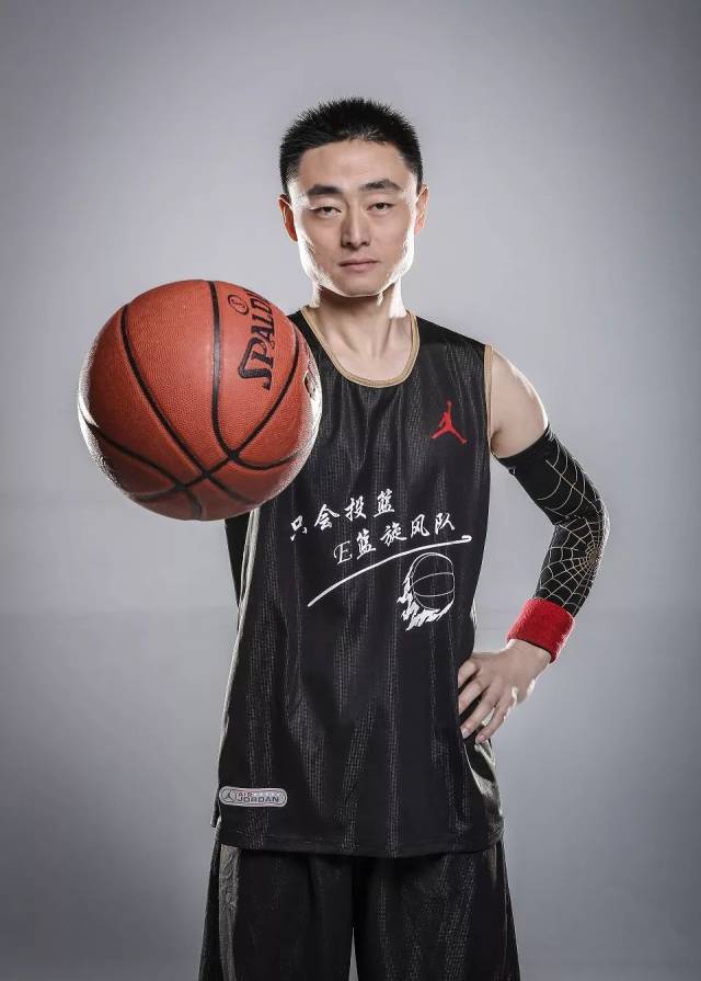 华理盛家实业e篮旋风队 | 2018"viloe"杯第四届华东区emba篮球联赛