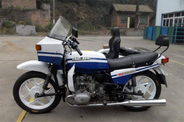 2,乡镇/派出所的"警车"——长江750摩托