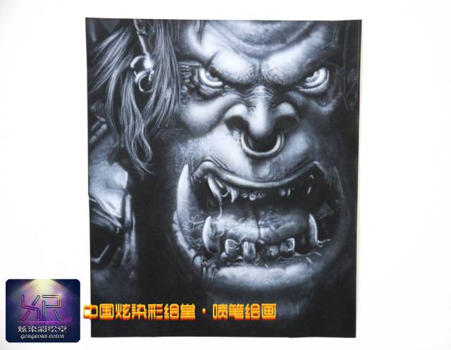 学员喷笔彩绘直喷魔兽世界兽人战士(炫染彩绘