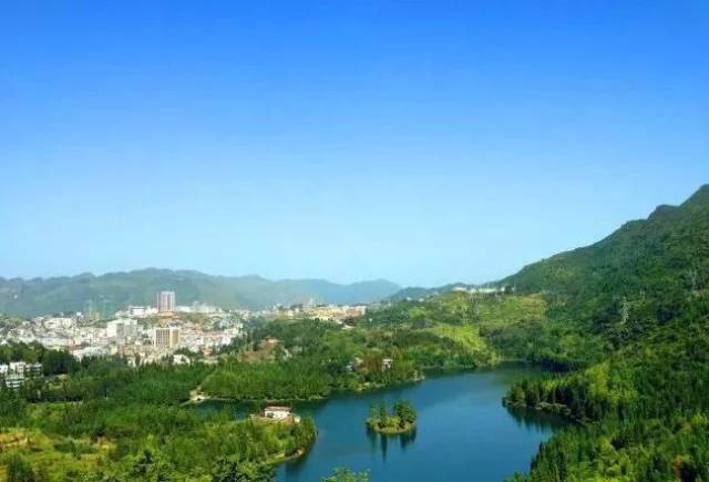 "奇行圣境·茶源普安" 第四届黔西南州旅游产业发展大会在普安县召开