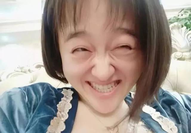 飞上天,和太阳肩并肩 这张照片估计小姐姐一辈子都不想看到 他承受了