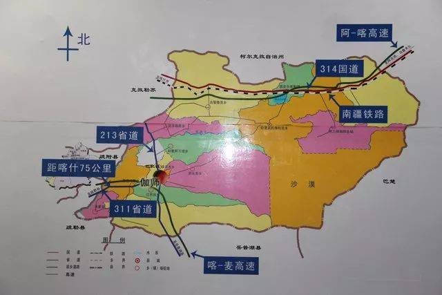 以314国道,南疆铁路和213,311省道为轴线的路网体系及麦盖提