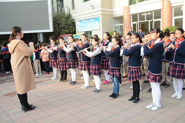 郑州市管城区创新街小学特色中队展示活动
